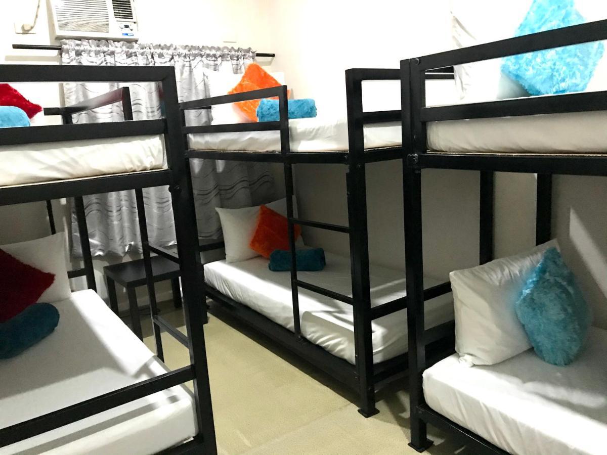 Halfway House Hostel Mactan Cebu Airport Lapu-Lapu City Exterior foto